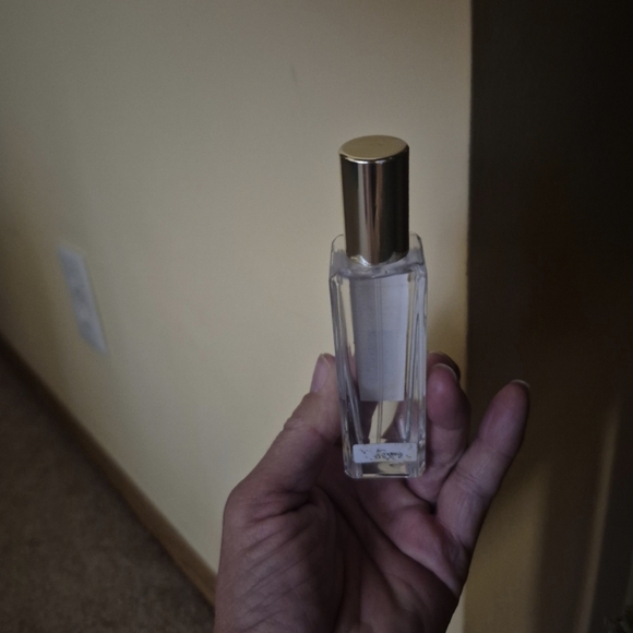 Jo Malone Red Roses - Picture 4 of 4